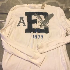 Men’s long sleeve t